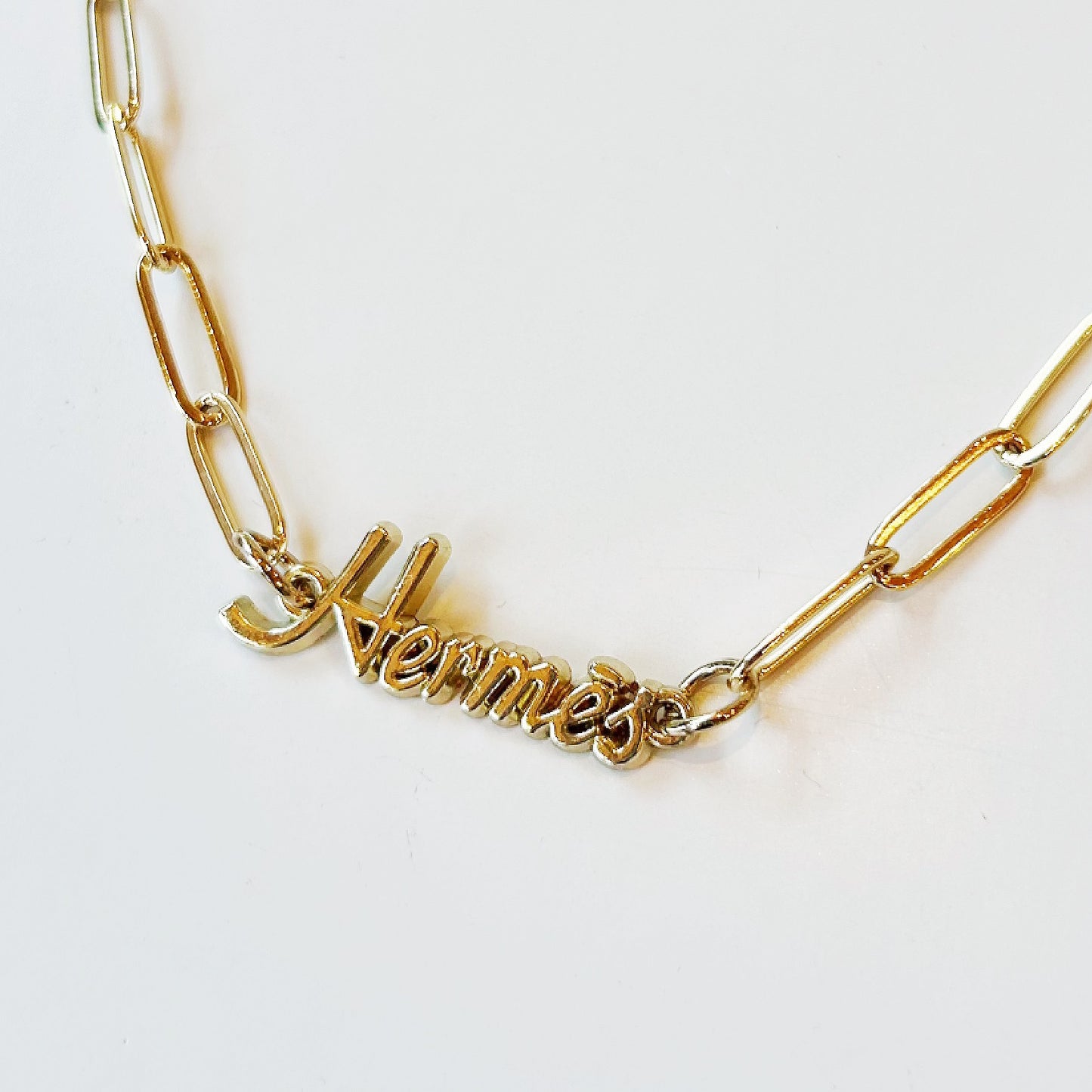 Élégance Dorée Gold Chain Necklace